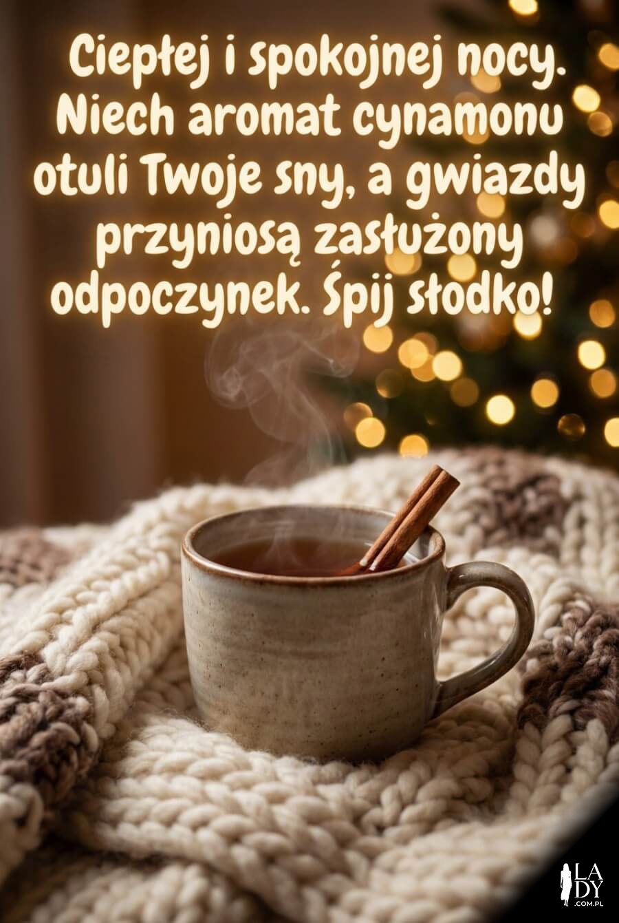 Przytulna jesienna kartka na dobranoc z parującą herbatą, cynamonem, kocem i ciepłymi światełkami w tle