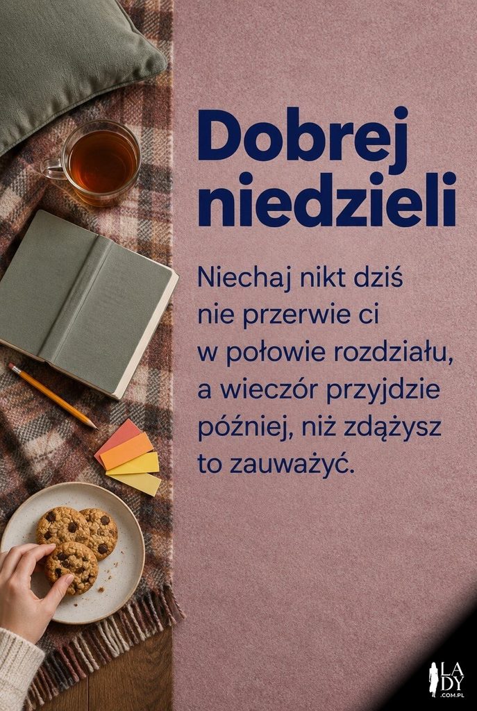 Kartka na czytelniczą niedzielę z rozłożoną książką na kocu widzianą z góry