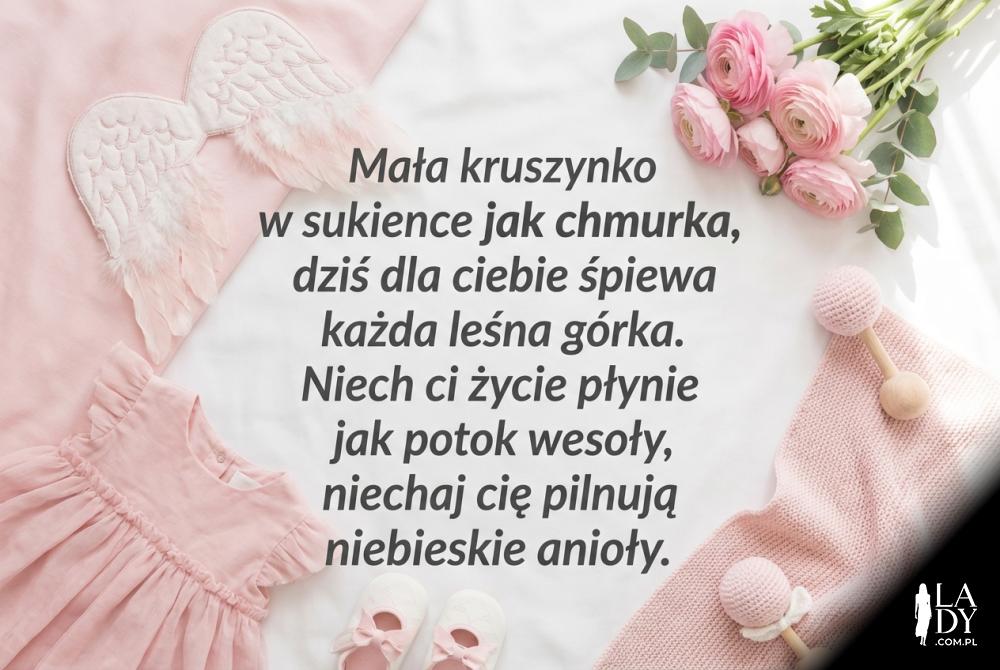 Różowa stylizacja z aniołkami i wierszykiem dla dziewczynki